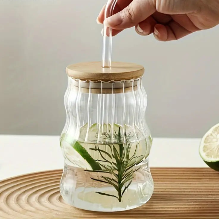 18.6oz Clear Glass Cloud Cups with Bamboo Lids & Straws